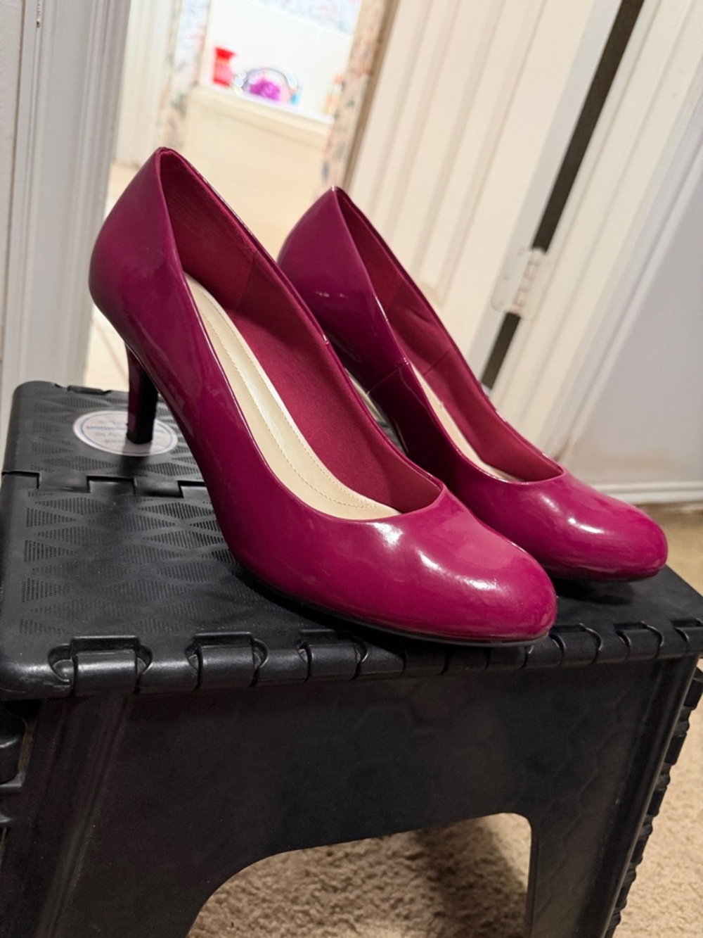comfort plus by Predictions Glossy Raspberry Patent Round-Toe Pumps